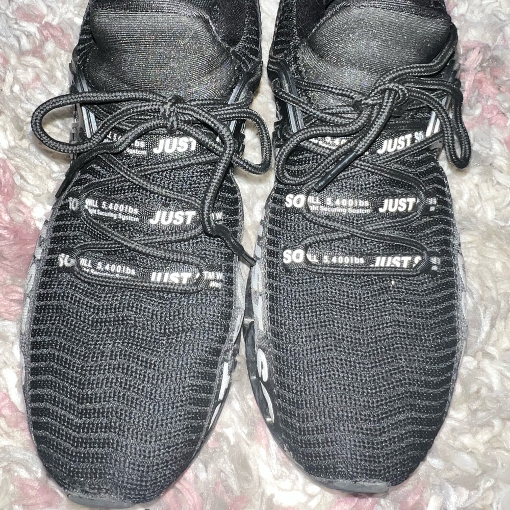 Just so so Nike shoes